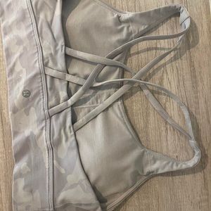 Lululemon sports bra